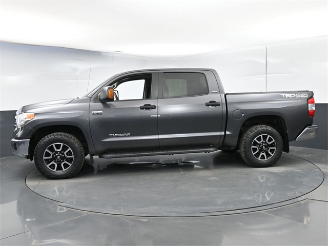 Used 2016 Toyota Tundra SR5 with VIN 5TFDY5F10GX539257 for sale in Brunswick, OH