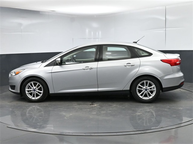 Used 2015 Ford Focus SE with VIN 1FADP3F21FL227136 for sale in Brunswick, OH