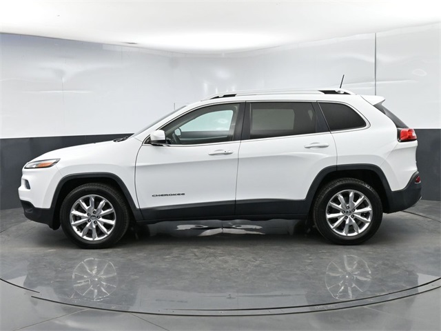 Used 2016 Jeep Cherokee Limited with VIN 1C4PJMDS7GW318722 for sale in Brunswick, OH