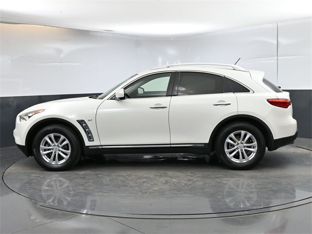 Used 2017 INFINITI QX70 Base with VIN JN8CS1MW0HM414366 for sale in Brunswick, OH